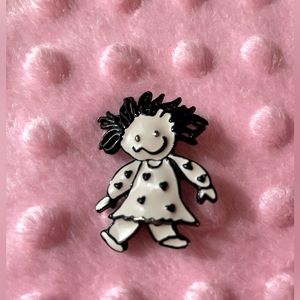 Steinmetz SFJ Marci White & Black Wild & Crazy Hair Enamel Girl 48758 Doll Pin